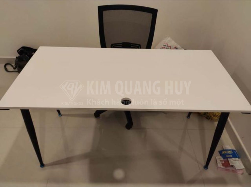 bàn làm việc 